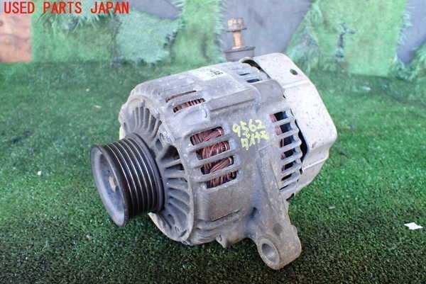 1UPJ-95626015]ジープラングラー(TJ40S)オルタネーター(ダイナモ) 中古