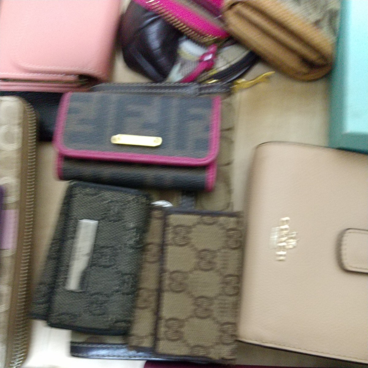 財布、バッグ まとめ売り COACH、LOUIS VUITTON コーチ 財布 バッグ