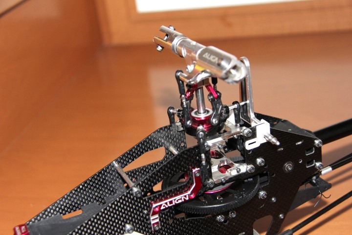 アライン（ALIGN) T-REX470LM Dominator 機体のみ ベルトドライブ 中古