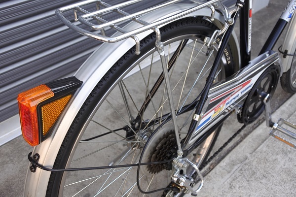 未使用(新車)【アシダ自転車製スーパーカー自転車(フレームは老舗 