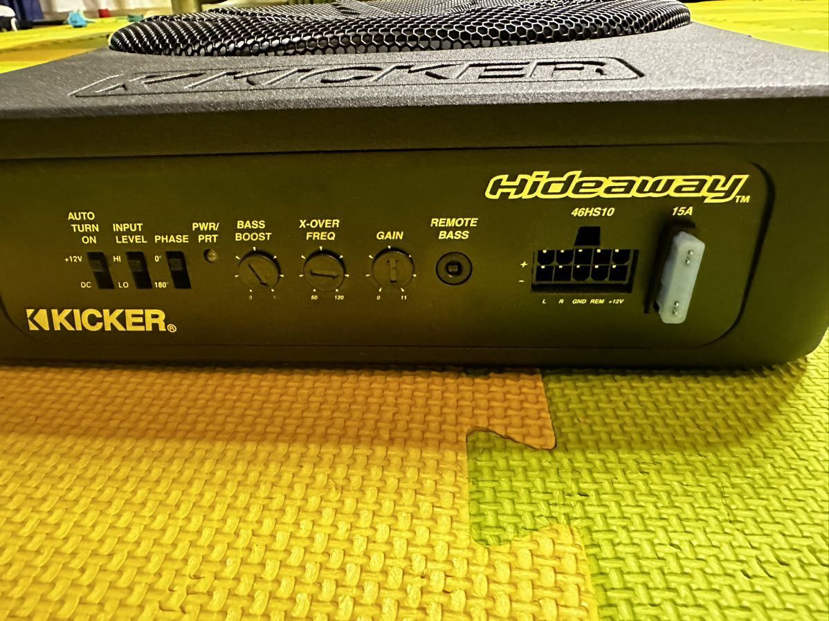 KICKER HIDEAWAY HS10 キッカー 180Wアンプ搭載 25cm薄型パワードサブ 