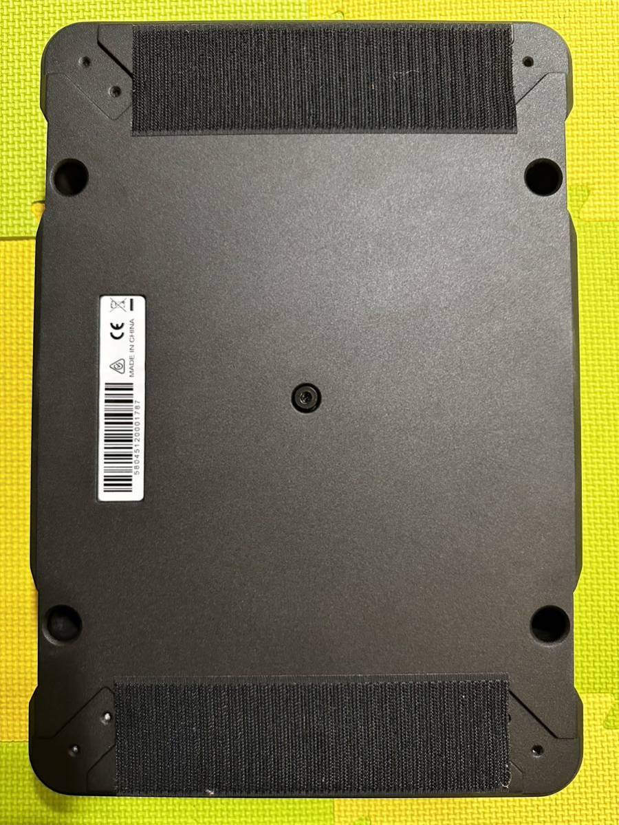 KICKER HIDEAWAY HS10 キッカー 180Wアンプ搭載 25cm薄型パワードサブ