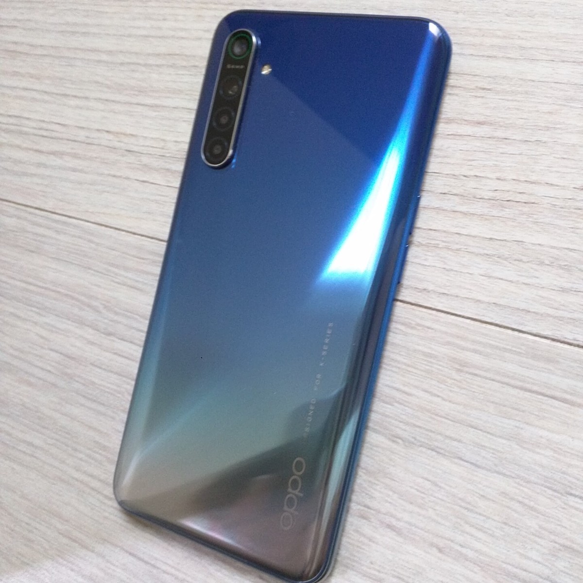 oppo k5  RAM8GB  ROM128GB グローバル版 美品 レア機種 OPPO K5 SIMフリー 美品になります。 余裕のRAM8GB、ROM128GB