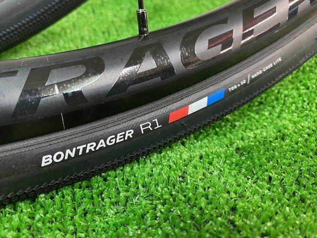 1○BONTRAGER(ボントレガー) PARADIGM ホイール タイヤ リア