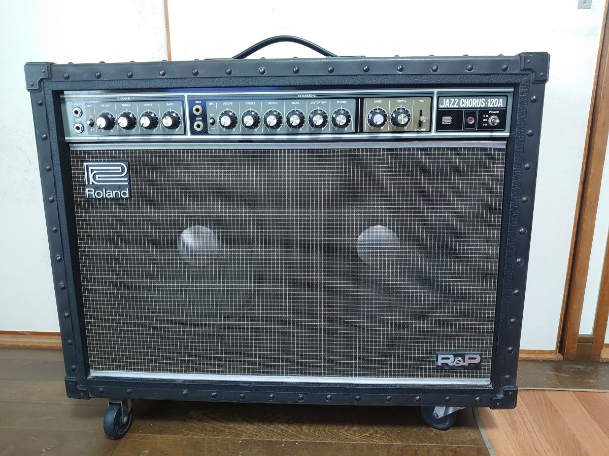 希少☆ JC-120A Ｒ＆Ｐプレート付★レア☆ジャパンヴィンテージ1970年製品☆美品★Roland☆アンプ☆純正フットスイッチ付属