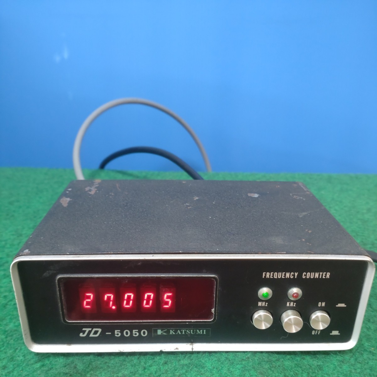 カツミ周波数カウンター！JD-5050！シンプル設計！M型コネクター
