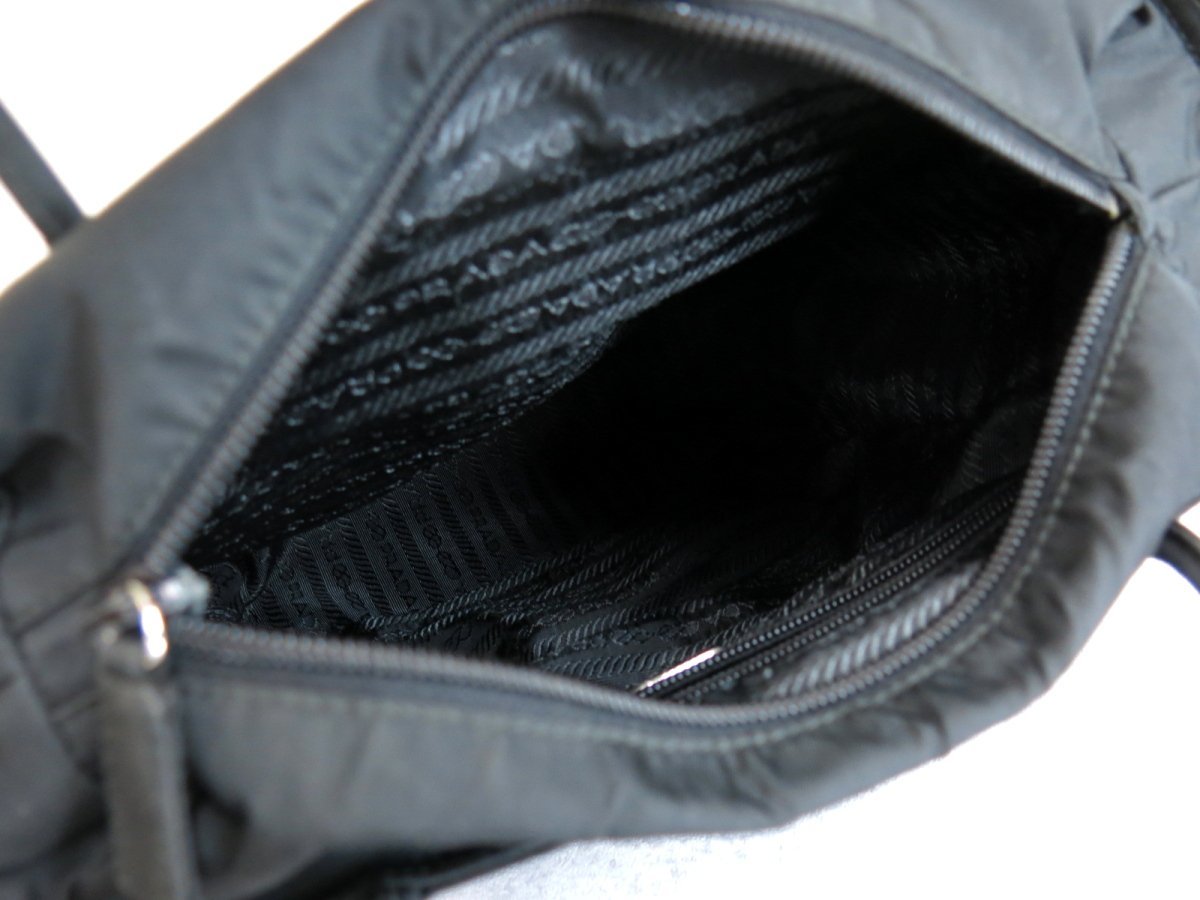 ○超美品○PRADA ○超美品○PRADA プラダ○三角ロゴプレート○ポコノ 
