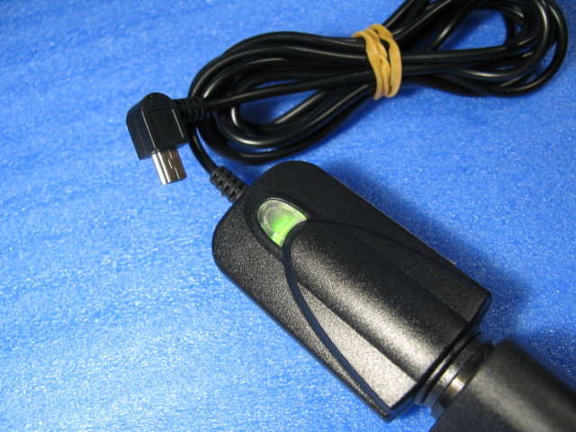 ○送料160円～ 良品☆ユピテル ポータブル カーナビ USB シガー電源 2m