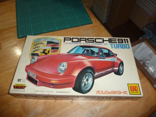 1/24　ポルシェ911ターボ　オオタキ　モーターライズ　PORSHE 911 TURBO