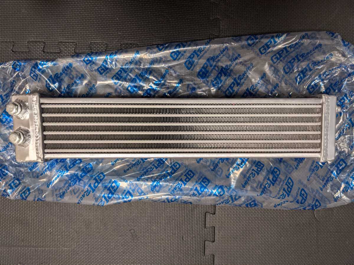 GPIレーシング製オイルクーラーコア ハコスカ ケンメリ ジャパン ブル