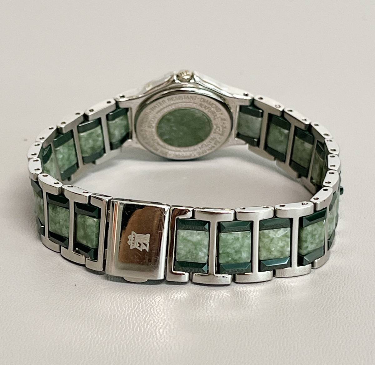 ☆【リューズ18K】Montre King モンテキング 翡翠 1Pダイヤモンド 