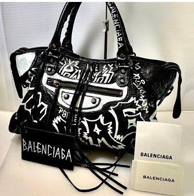 Balenciaga 　バレンシアガ　 レザー　 グラフィティ シティ 　ショルダーバッグ　ブラック　505550　メンテナンス済み　替えのタッセル付