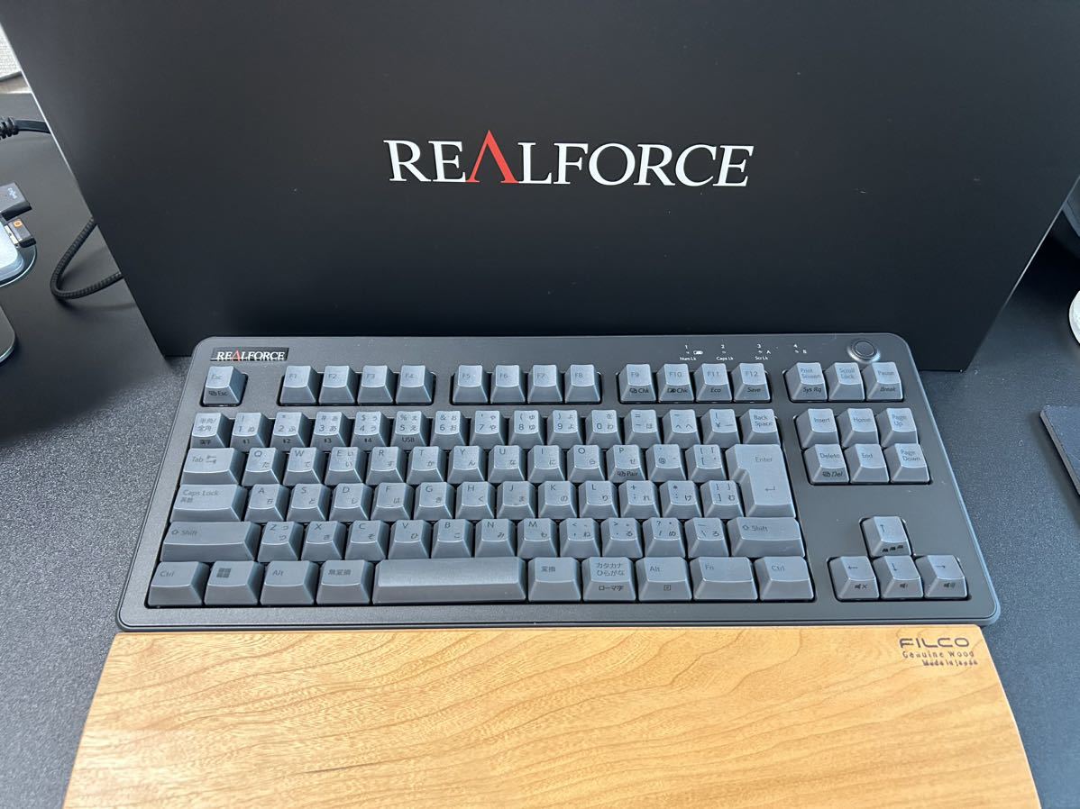 REALFORCE R3 45g荷重 ブラック/ダークグレー 日本語配列／R3HC11 