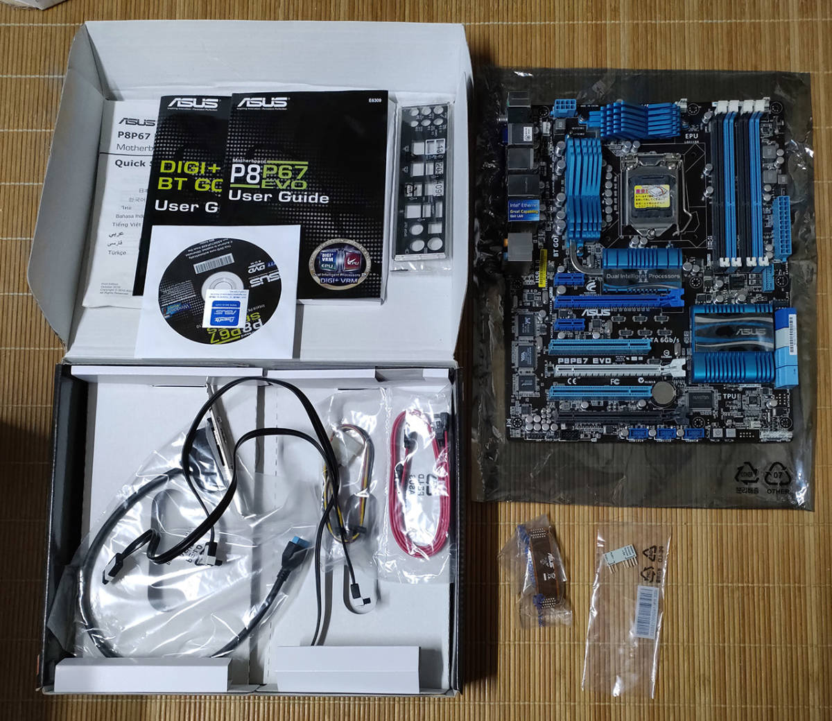 PCパーツ4点セット / ASUS P8P67 EVO / Intel Core i7-2600K / DDR4 