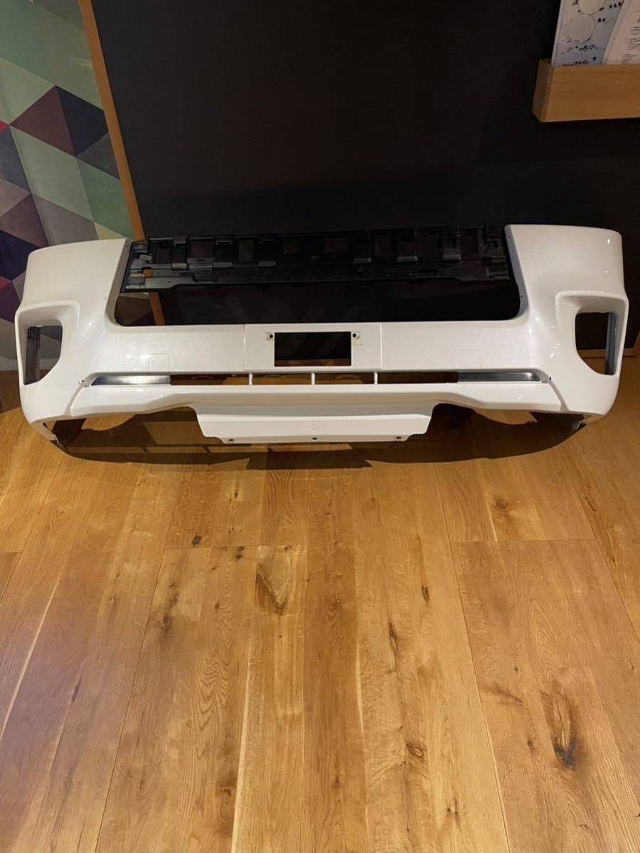 エセックス クワトログリル コンバージョンバンパー ESSEX ハイエース 