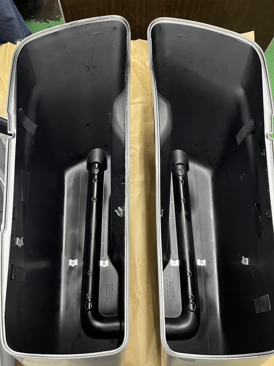 Harley-Davidson CVO FLTRUSE ロードグライド ウルトラ 2015年 純正 