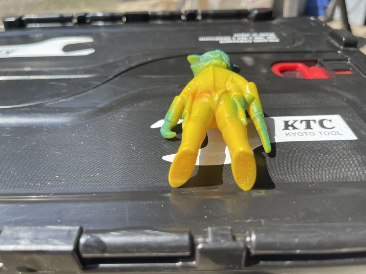 ソフビ ブルマァク ミニサイズ マグマ星人 当時品 ブルマァク ソフビ