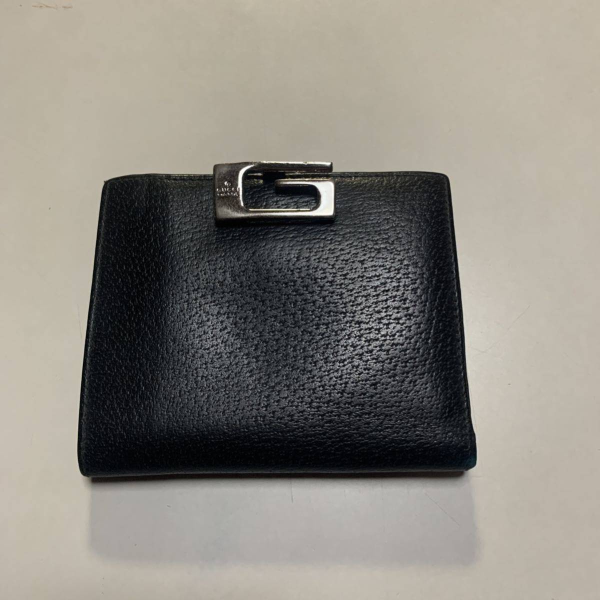 GUCCI グッチ 二つ折り財布 レザー