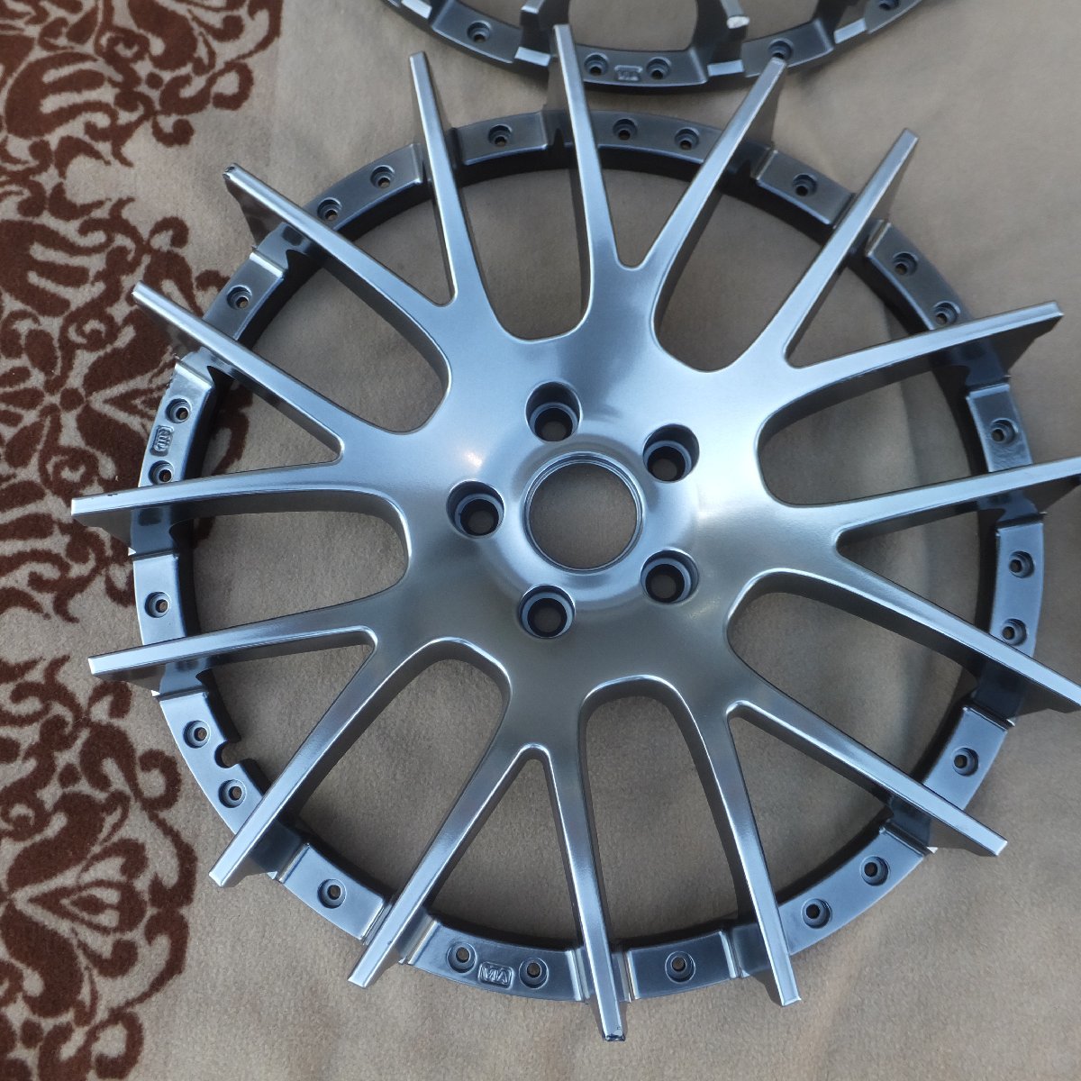 岐阜発 未使用☆タナベ SSR エグゼキューター EXECUTOR CV03 20インチ 