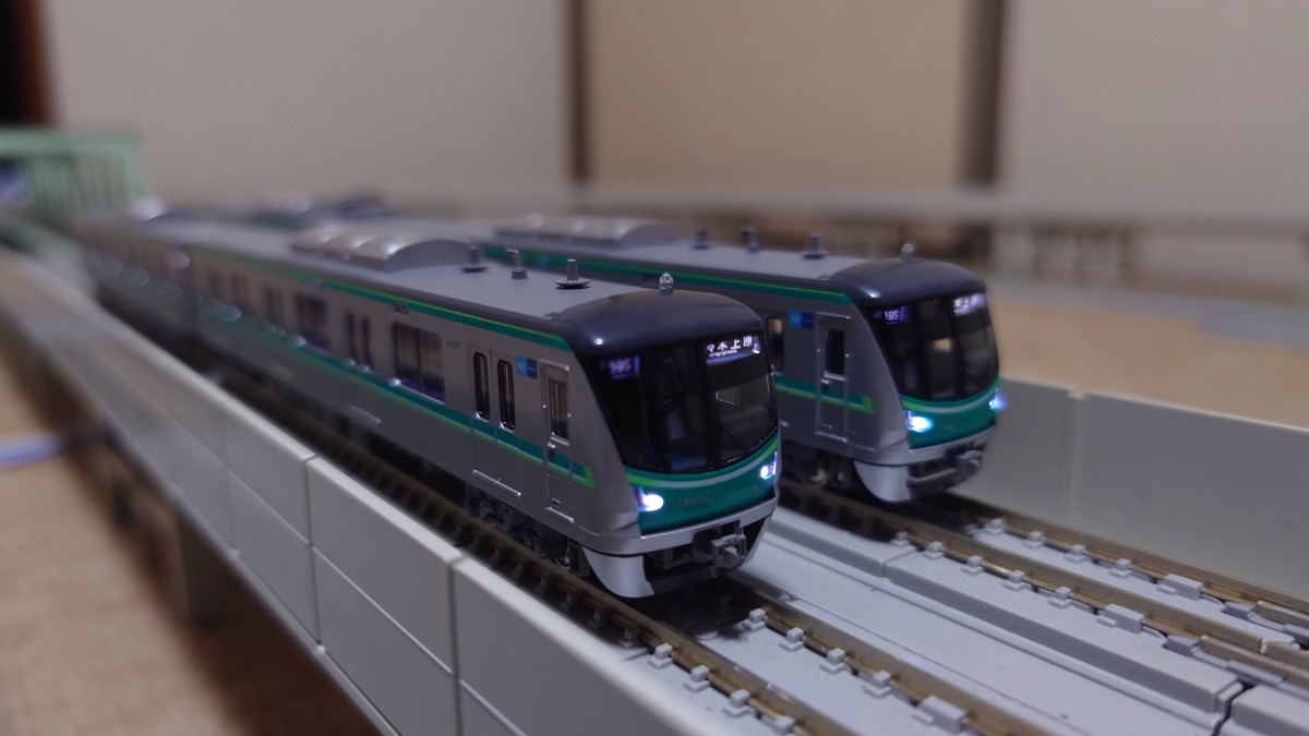 KATO 10-877 10-878 東京メトロ千代田線16000系 6両基本セット 4両増結セット 10両フル編成