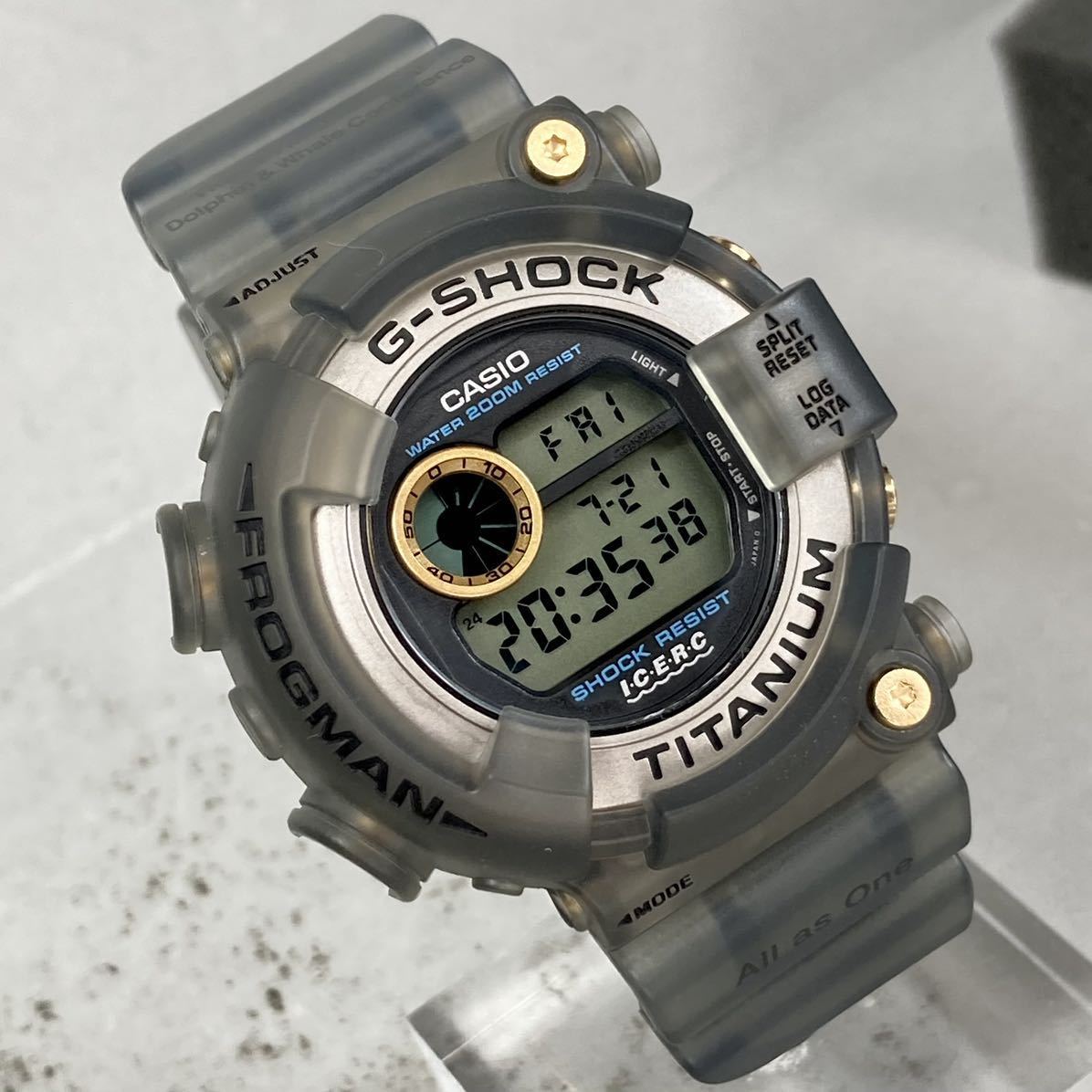 未使用同様 極美品G-SHOCK DW-8200K-8 FROGMAN フロッグマン イルカ 
