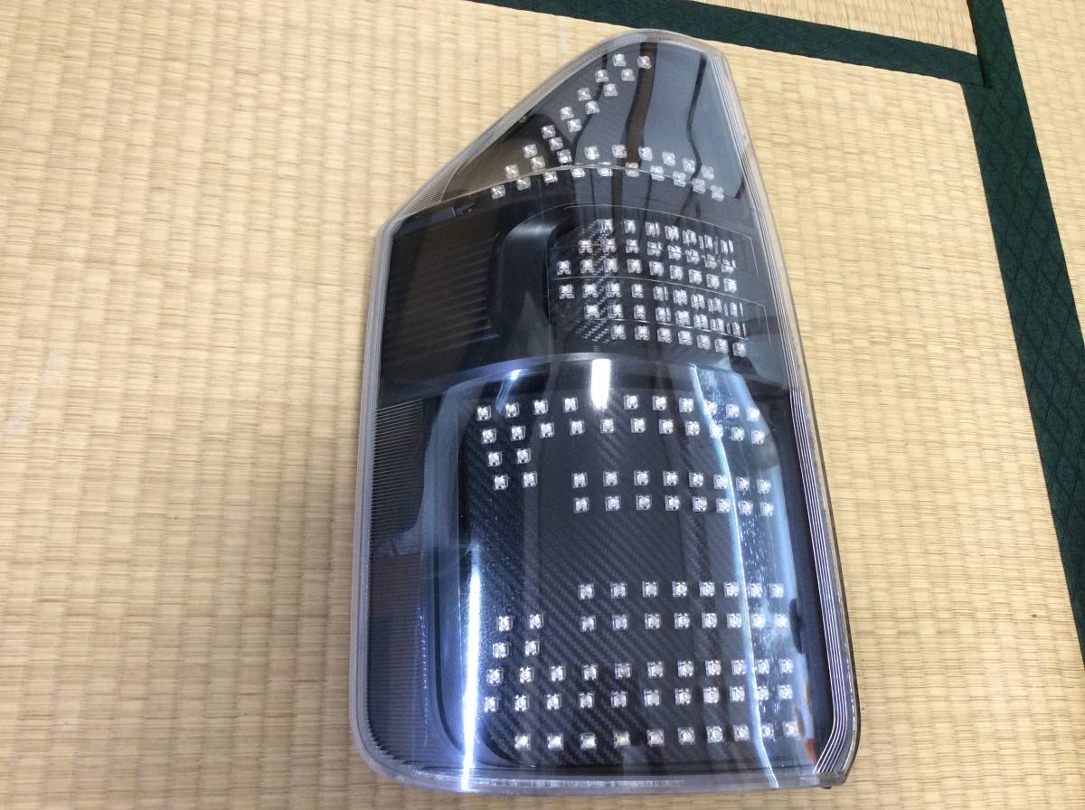70 ヴォクシー ノア 社外 LEDテールランプ 【公式通販】