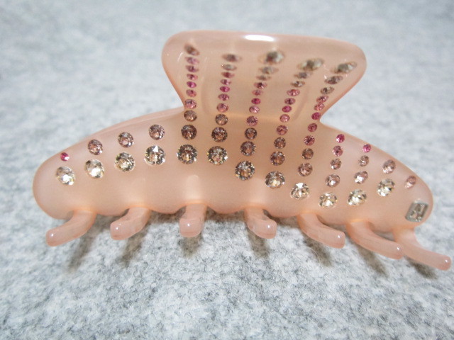 アレクサンドルドゥパリのクリップ　ビジュー付　新品