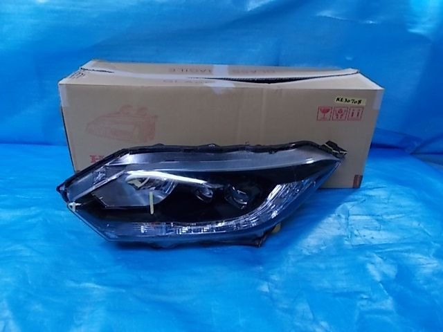 ヴェゼル RS RU1 前期 LED 左 ヘッドライト №KE30708