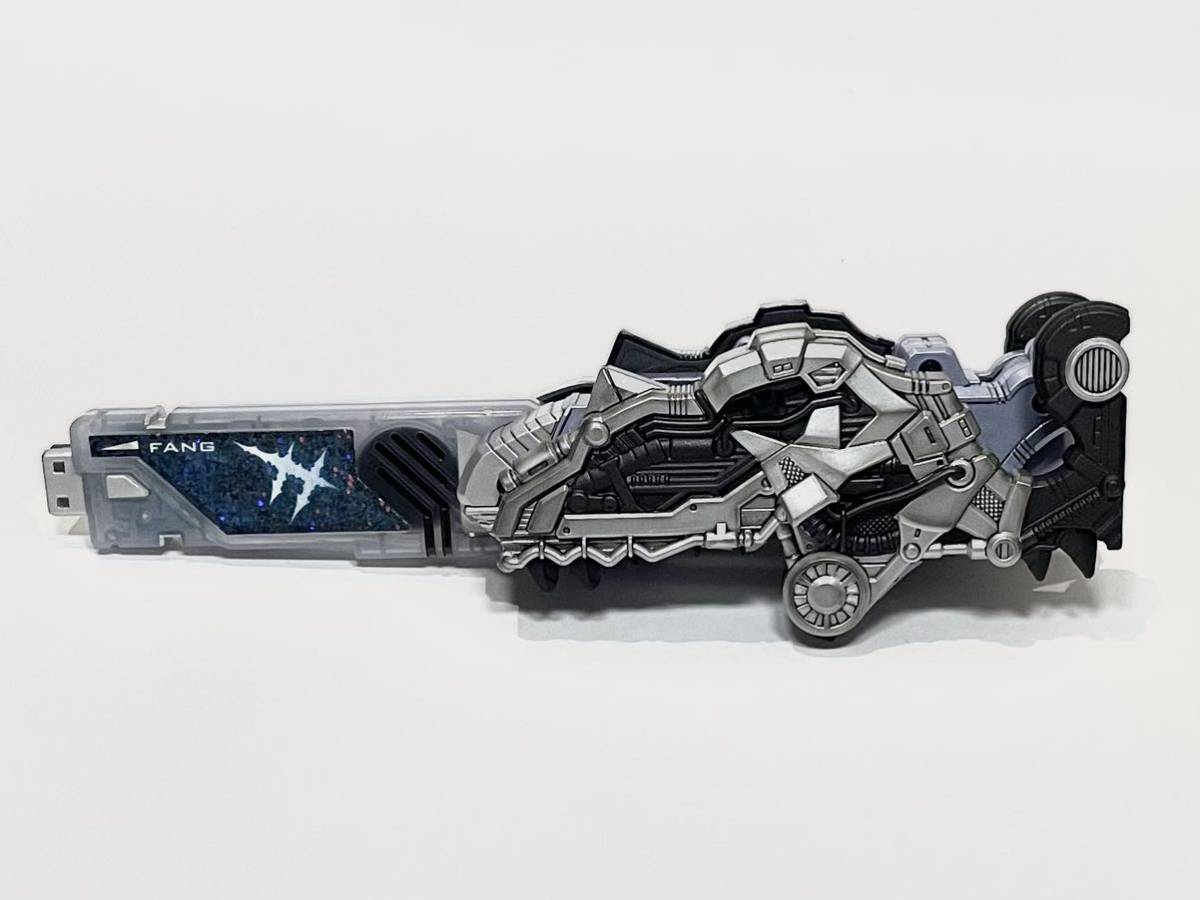 仮面ライダーダブル DXファングメモリ csmファングメモリ 劇中 重塗装
