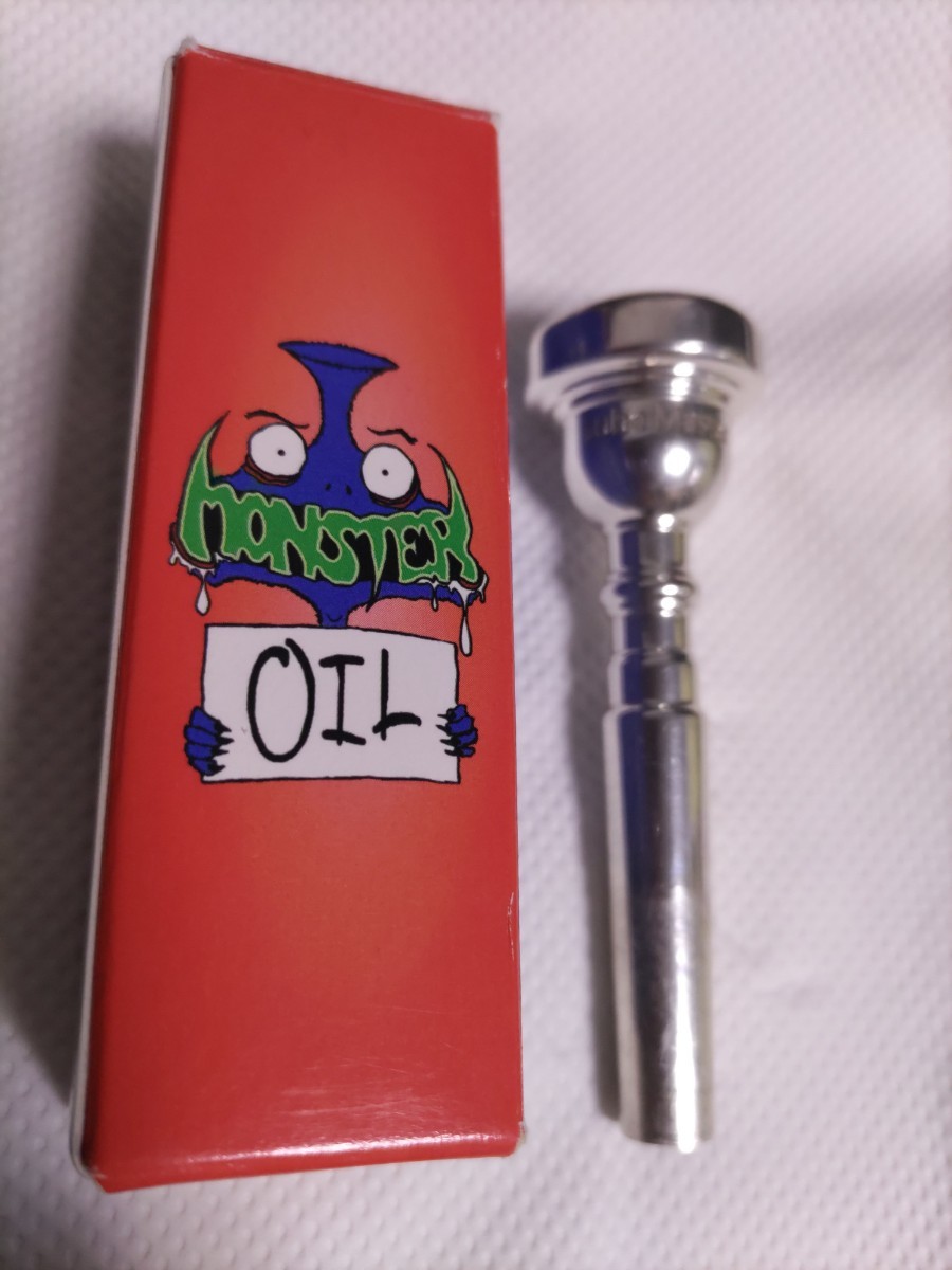 Master Lube Oil MONSTER OIL モンスターオイル (ルブマスター)Three