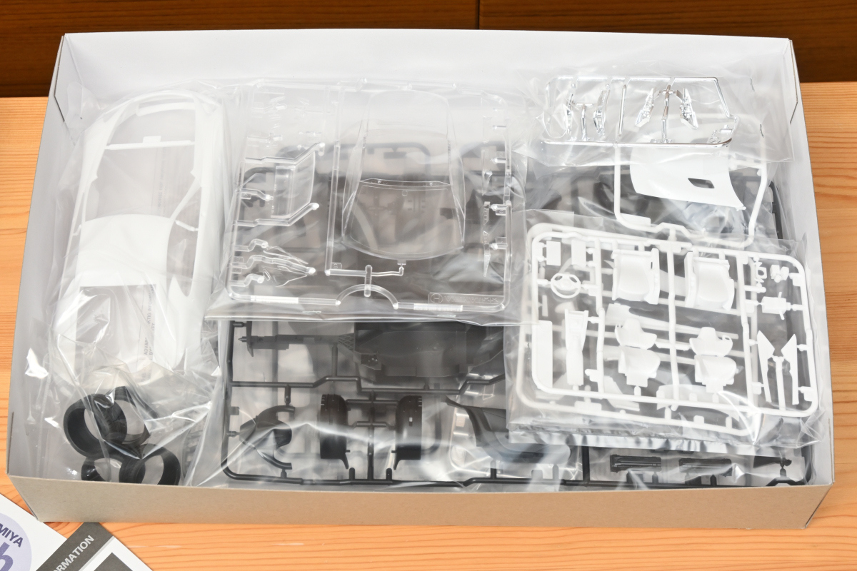 未組立！タミヤ 1/24 レクサス LFA プラモデル（TAMIYA、田宮、Item No 
