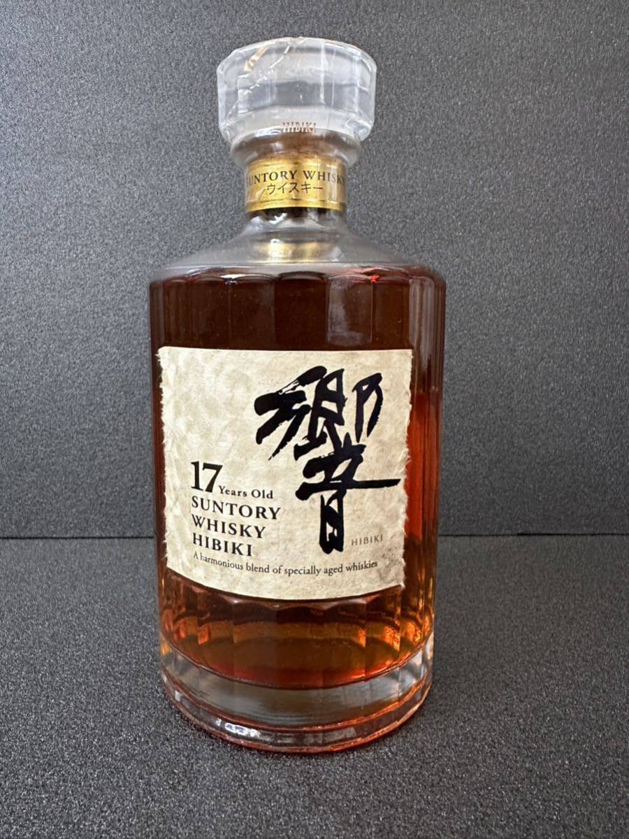 【未開栓】サントリー響17年　700ml サントリー 700ml 響 未開栓 サントリー ウイスキー 響17年 700ml