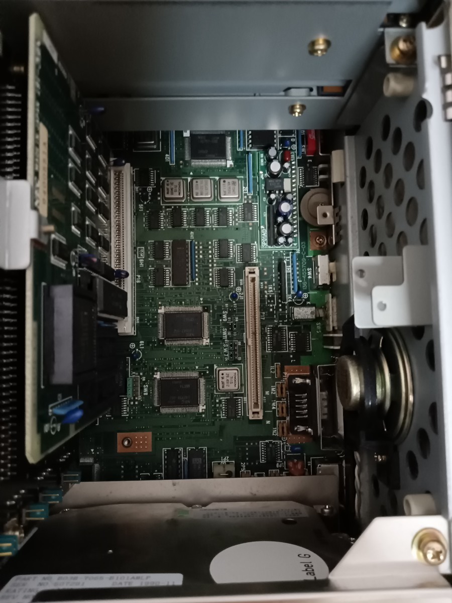 NEC パーソナルコンピューター PC-9801RX 旧型 PC パソコン レトロPC