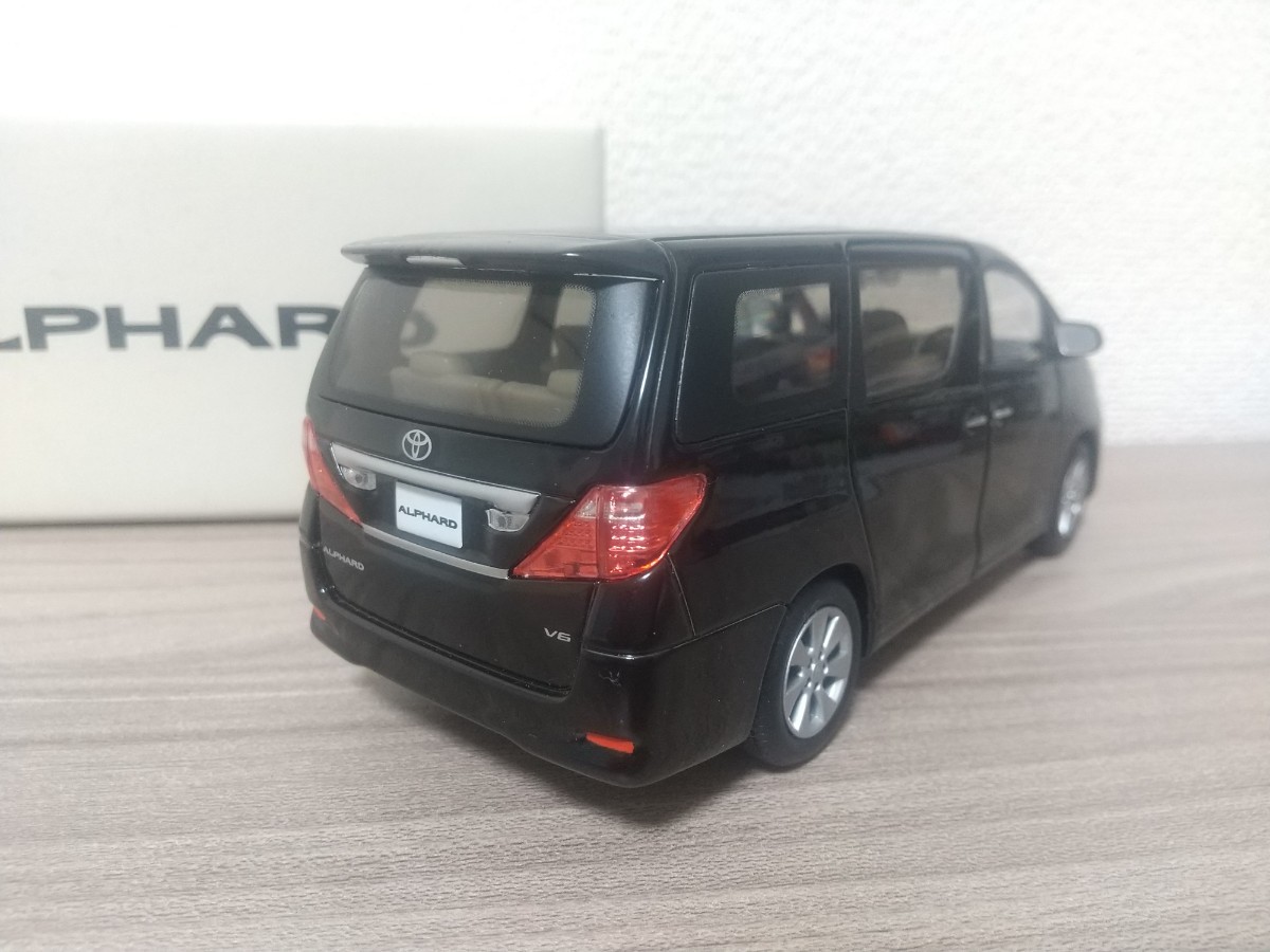 トヨタ　アルファード　カラーサンプル　ミニカー　20系前期　202ブラック 1/30 トヨタ アルファード 20前期型 カラーサンプルミニカー ブラック
