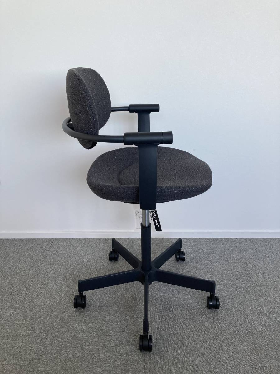 Miiiii ITOKI vertebra03 (2023年製) Miiiii ITOKI vertebra03