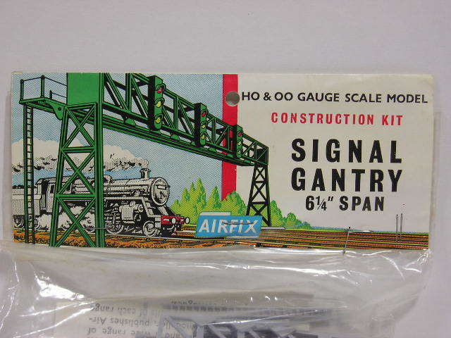 英・AIRFIX HOスケール SIGNAL GANTRY 元袋未開封_2