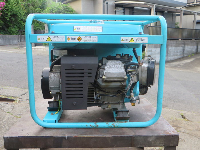 中古C】ヤンマー ガソリンエンジン発電機 YSG2400A