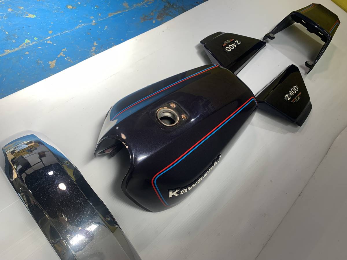 Z400FX 純正 ガソリン タンク 外装 セット 中古品 テールカウル サイド 