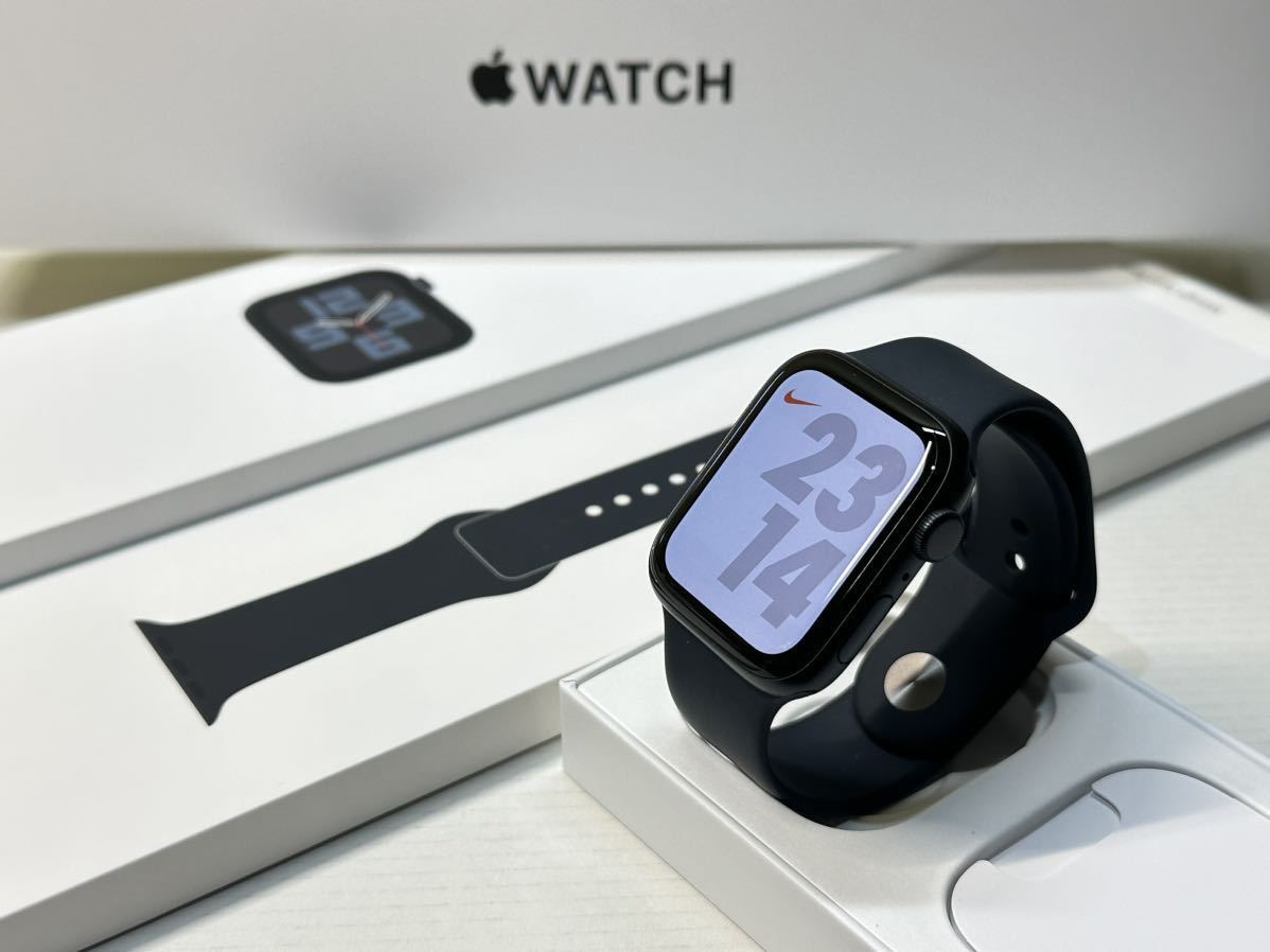 バッテリー最大98%Apple Watch ☆即決 美品 初めての方もオススメ！ バッテリー100% Apple Watch SE２　GPSモデル 44mm バッテリー100%