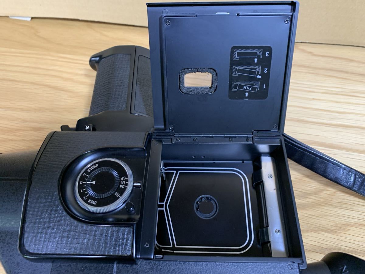 □Nikon ニコン R10 SUPER スーパーズーム 8㎜ フィルムカメラ 純正