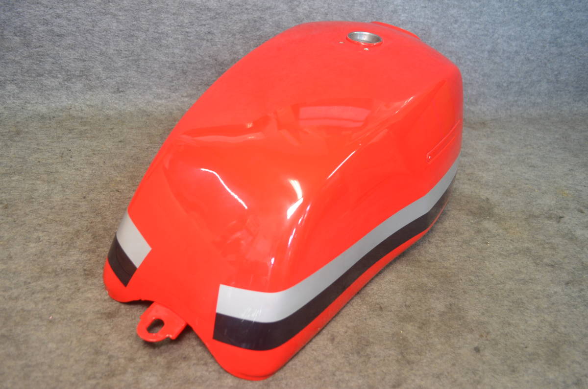 Y23-0951】KAWASAKI Z750GP系用 純正タンク ジャンク品/Z750GPタンク 