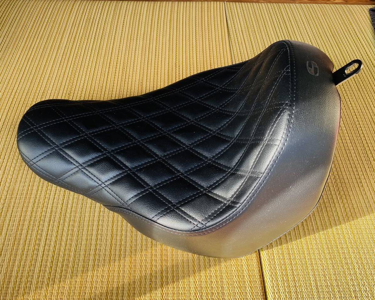 サドルマン Saddlemen シングルシート M8 ソフテイル ハーレー 