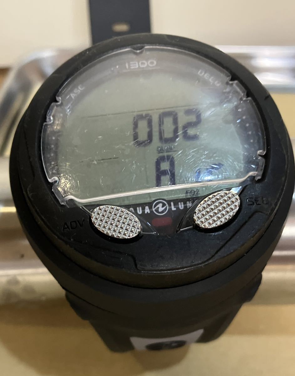 AQUQLUNG アクアラング i300 ダイブコンピューター 黒 中古 アクア 
