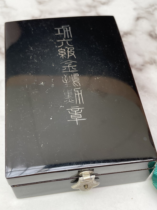 □功六級金鵄勲章□旧日本軍□勲章、金鵄章、箱付き、