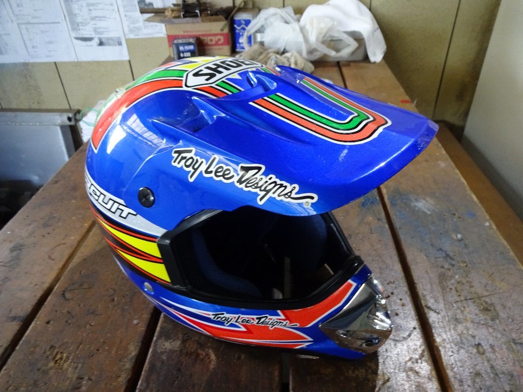 □□□ 展示用 SHOEI VFX-R Troy Lee Designs PRO CIRCUIT 内装無し