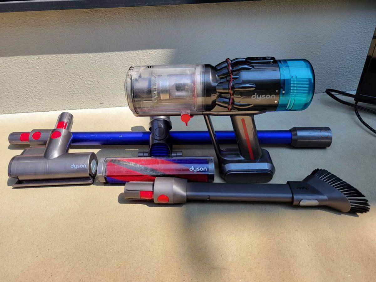 ☆吸引動作確認済み☆ Dyson ダイソン SV21 コードレスクリーナー 掃除