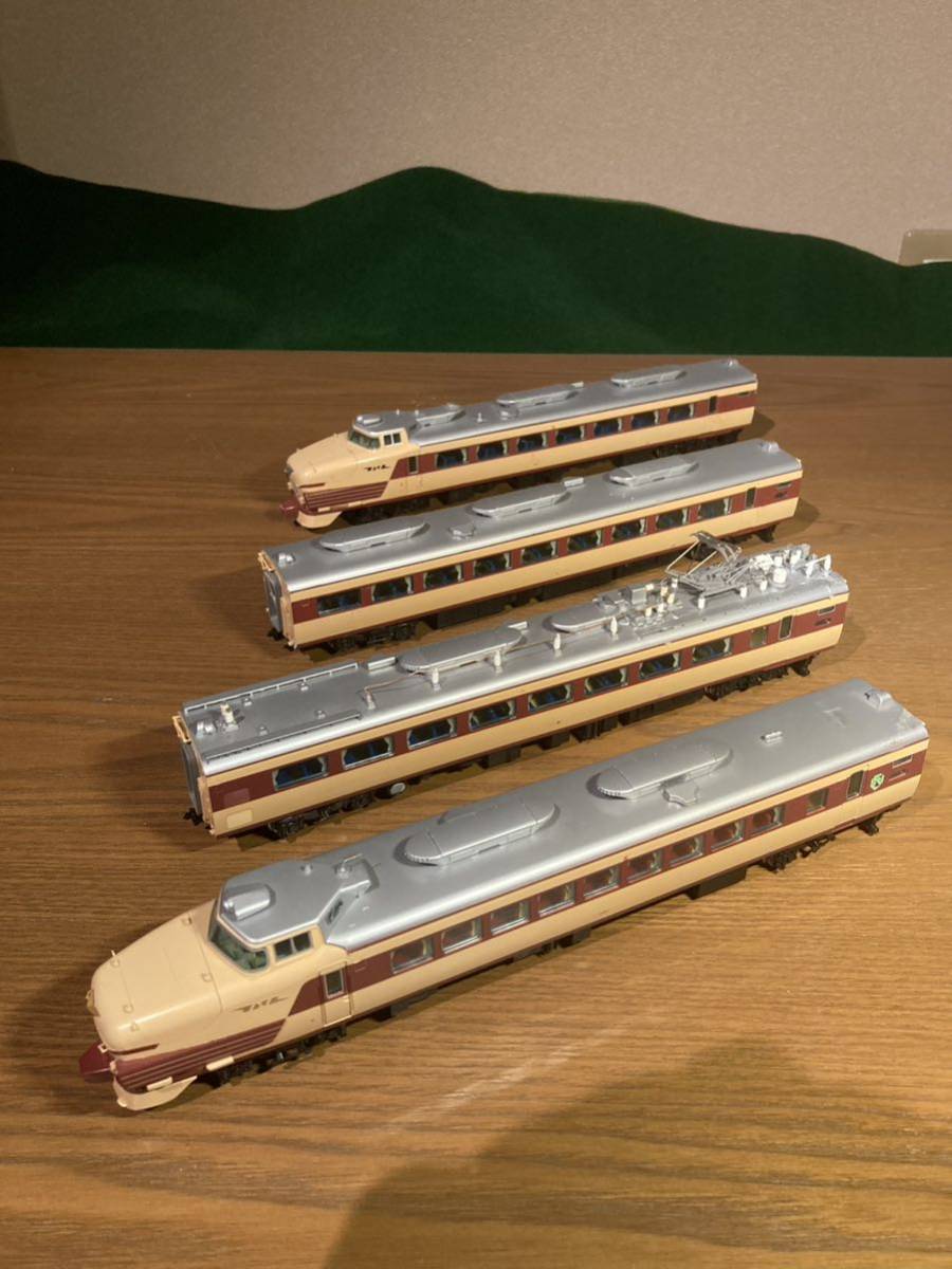 TOMIX のクロ481 100入り485系4連 HO-043。ジャンク扱い1円スタート