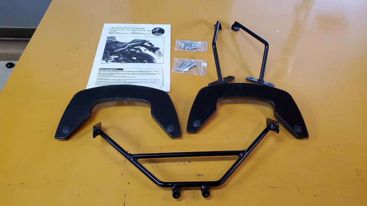 GSX-S1000 GSX-S1000F 美品 使用期間回数少ない ヘプコ&ベッカー C-Bow サイドバッグ 取り付けベース サイドケースホルダー 