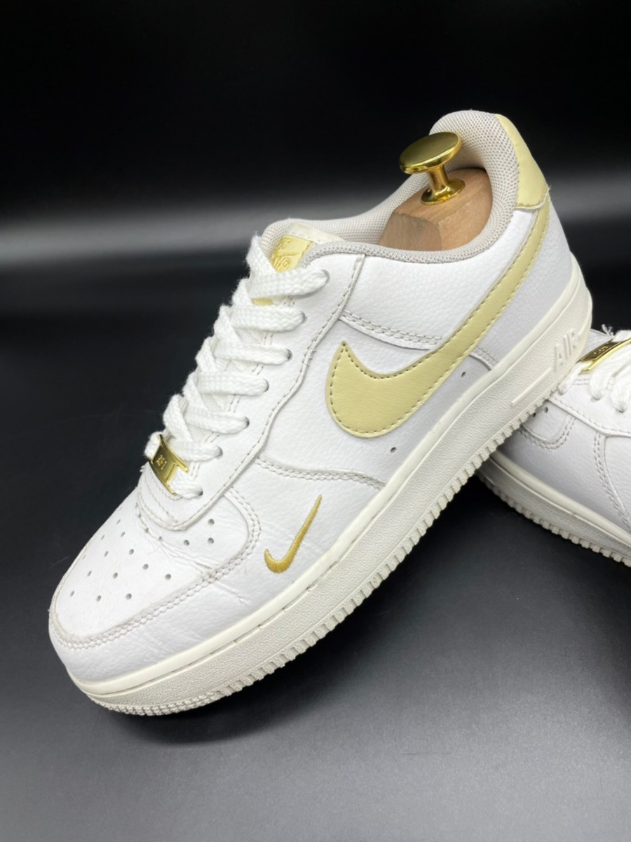 衝撃プライス！『エッセンシャルモデル！』【NIKE/エアフォース1 07 