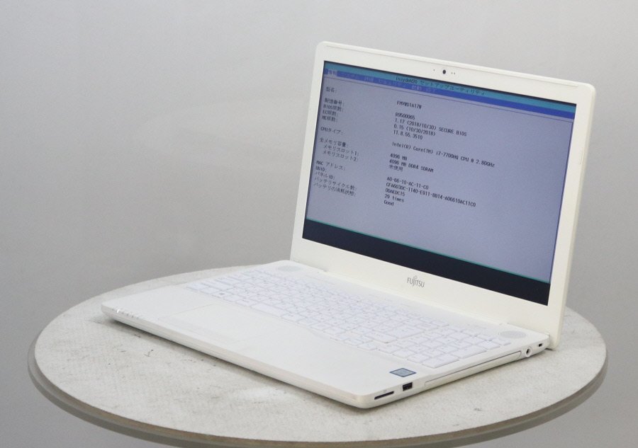FUJITSU FMVWD1A17W LIFEBOOK WA1/D1 Core i7 7700HQ 2.80GHz 4GB